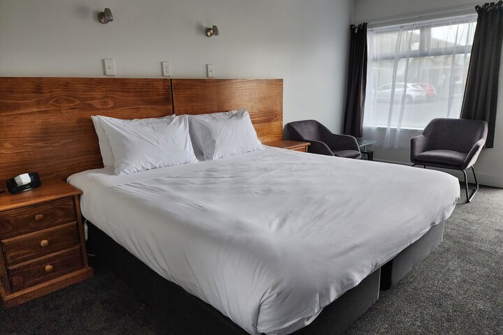 Room 14 of 36