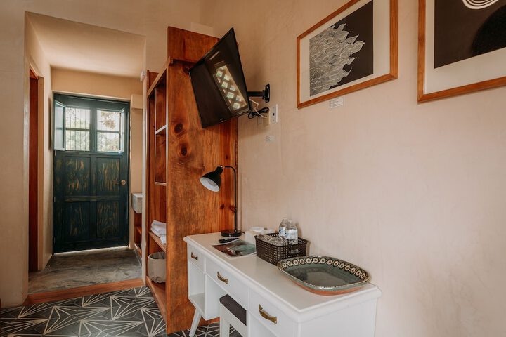 Room 12 of 39