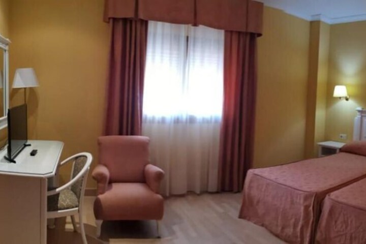 Room 15 of 39
