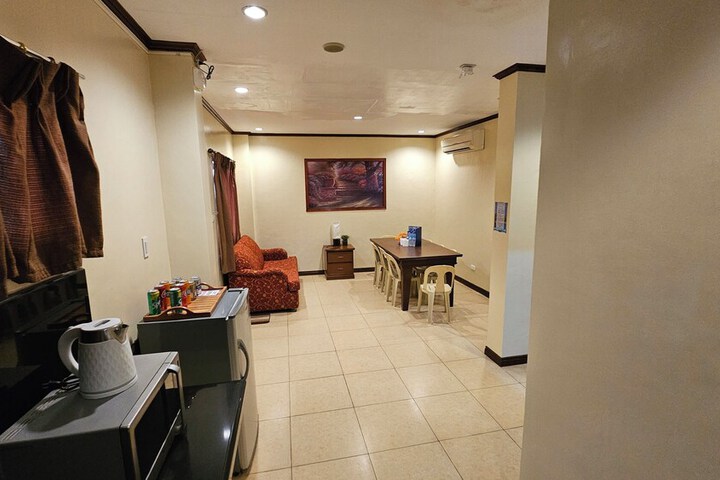 Room 36 of 199
