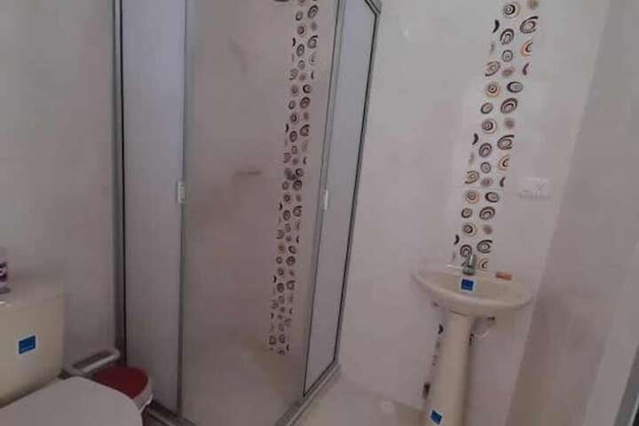 Room 16 of 20