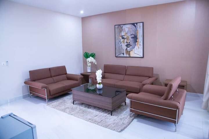 Room 18 of 42