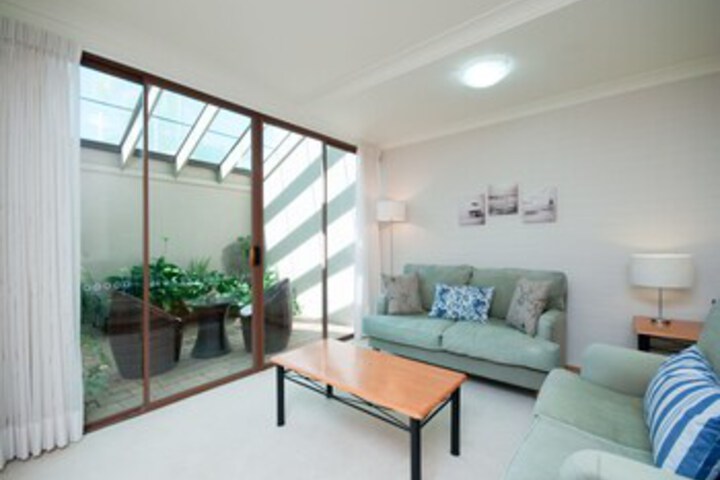 Room 4 of 14