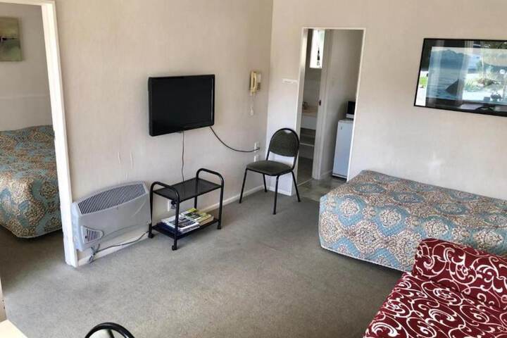 Room 15 of 34