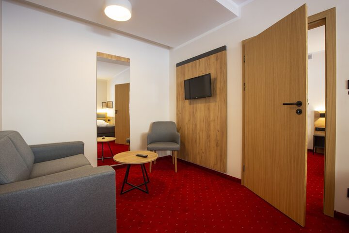 Room 31 of 49