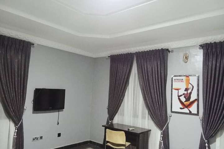 Room 22 of 79