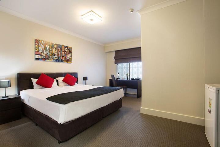 Room 8 of 44