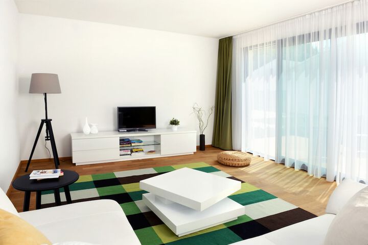 Room 15 of 50