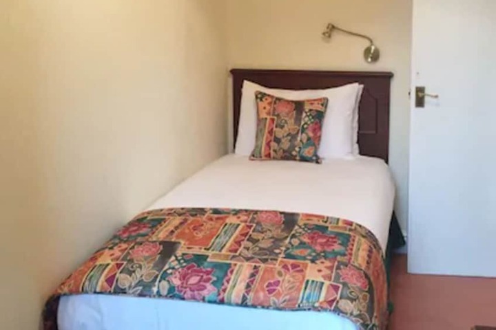 Room 9 of 43