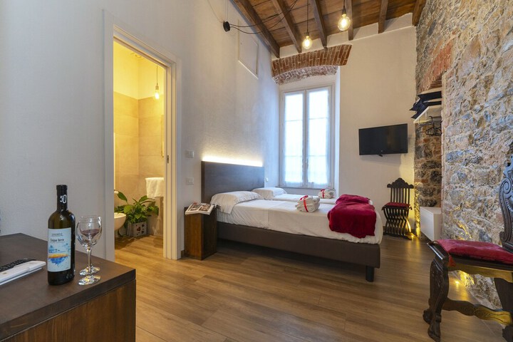 Room 48 of 112