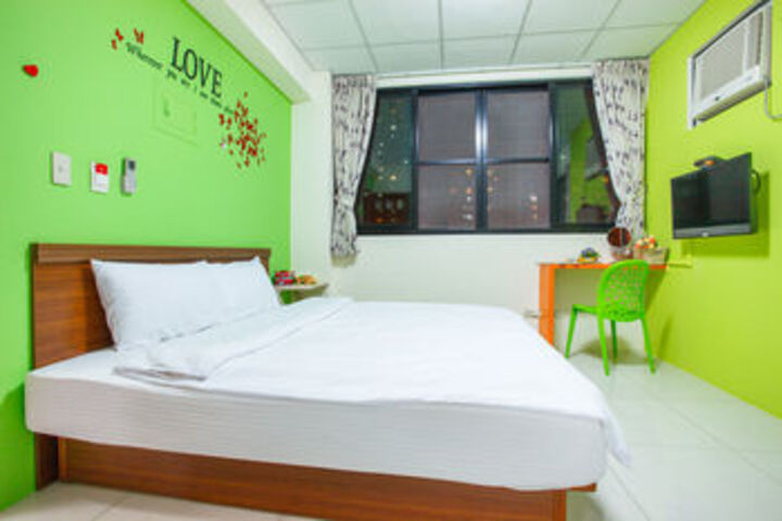 Room 44 of 89