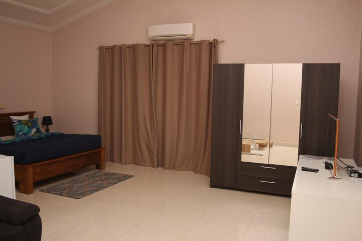 Room 41 of 144