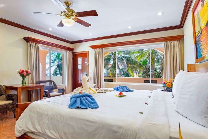 Room 4 of 135