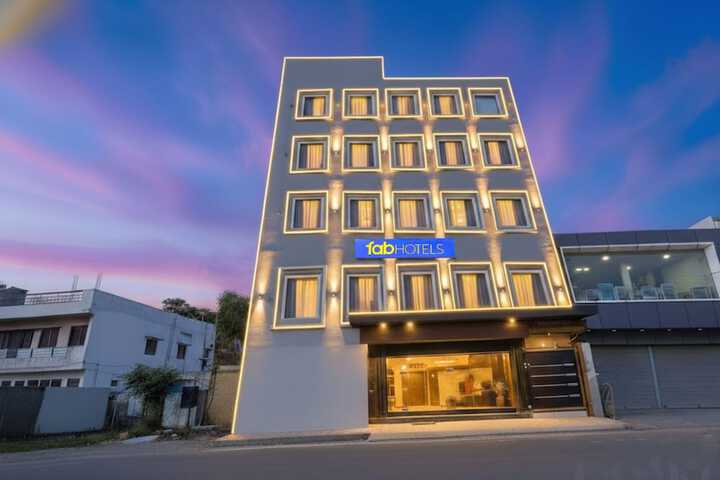 Fabhotel Punjab Pride