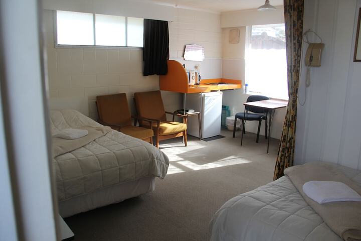 Room 6 of 23