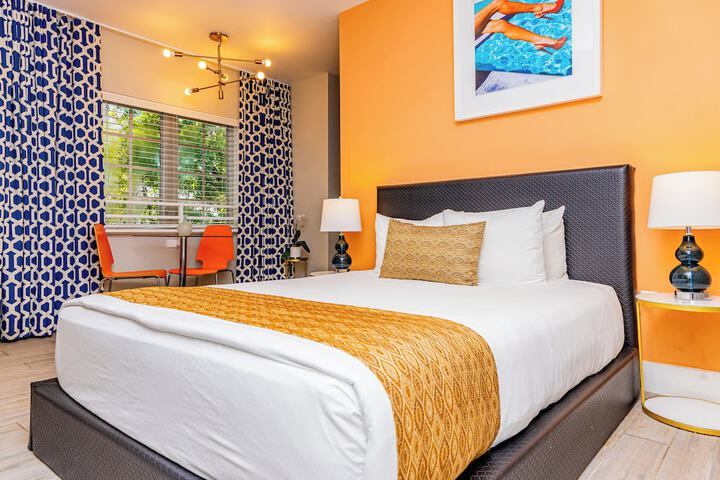 1 Queen Bed (51 of 53)