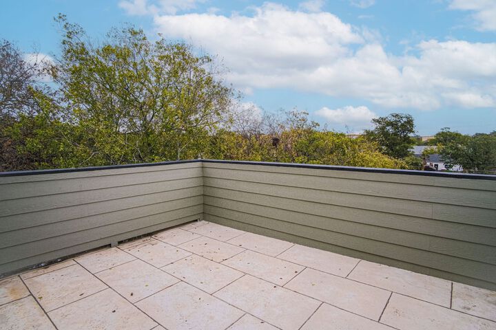 Terrace/Patio 34 of 34