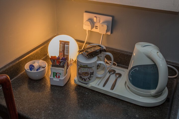 Breakfast/Coffee Service 11 of 58