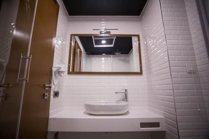 Clean Restrooms