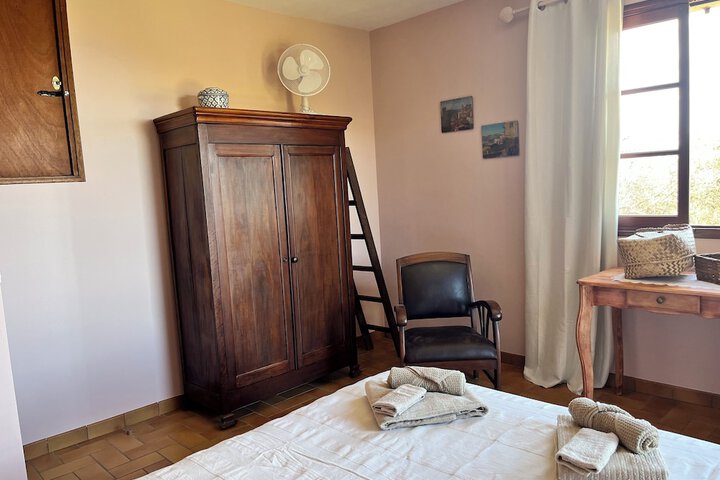 Room 13 of 31
