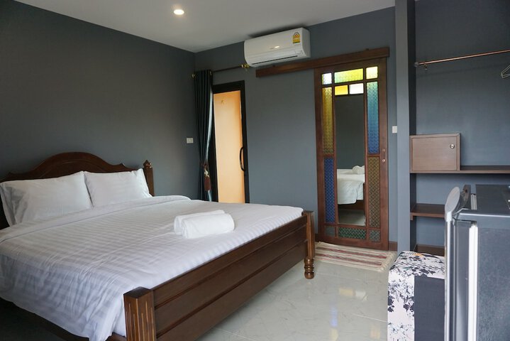 Room 18 of 88