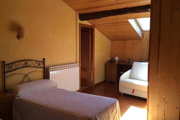 Room 7 of 31