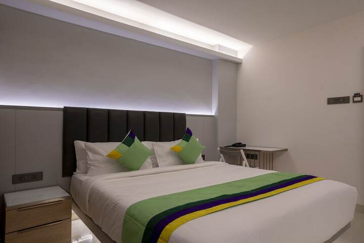 Room 14 of 41