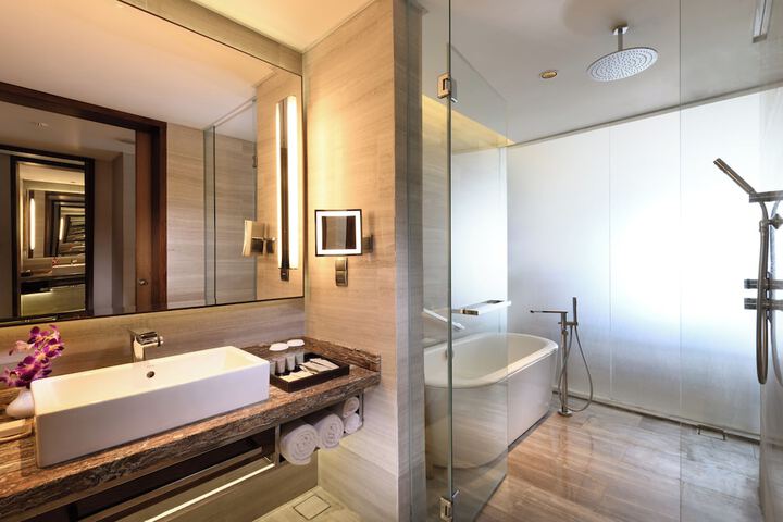 Room 40 of 52