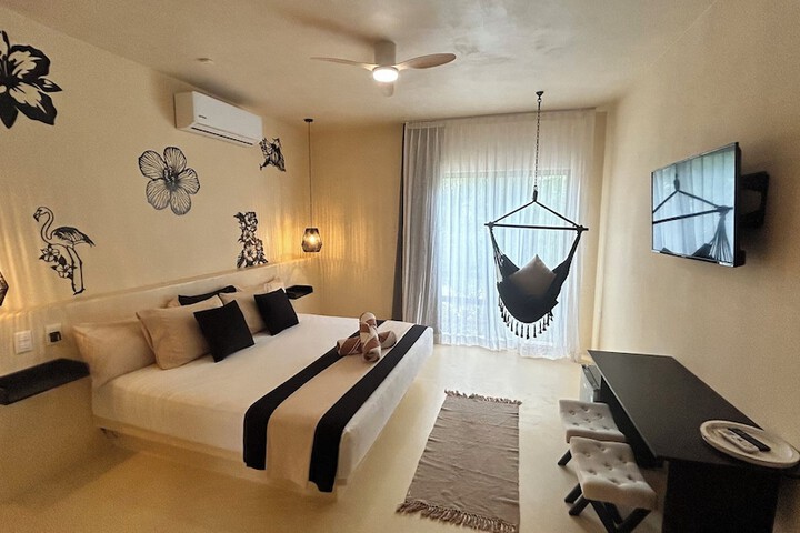 Room 152 of 321