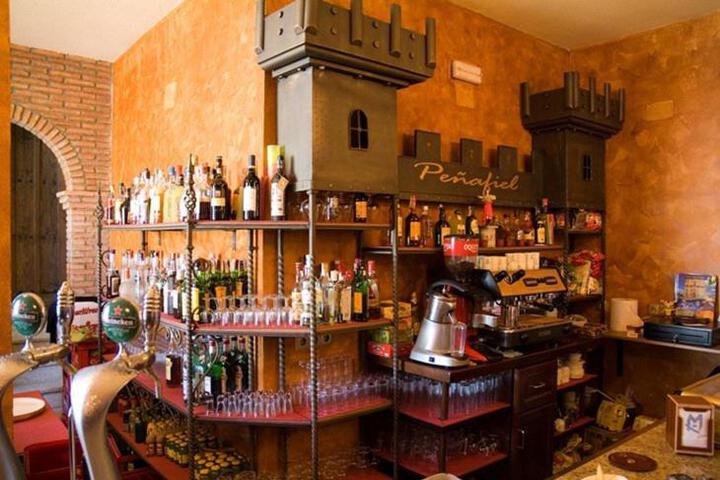 Bar/lounge