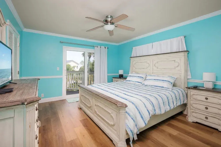 Room 2 of 17
