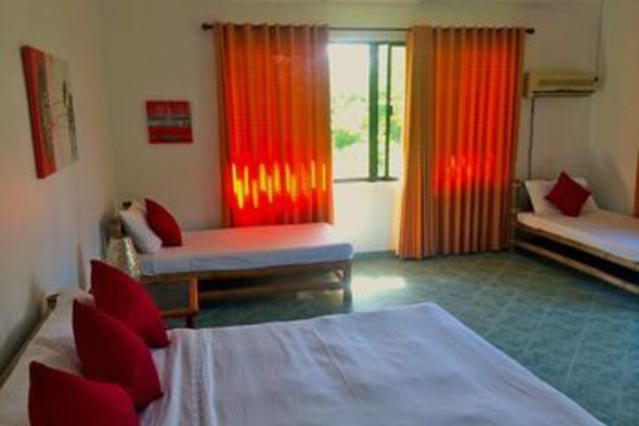 Room 8 of 23