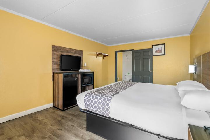 Room 31 of 43