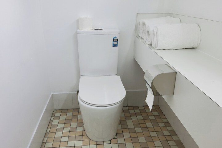 Room 78 of 105