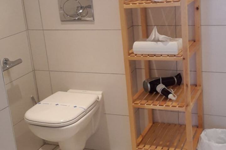 Room 10 of 41