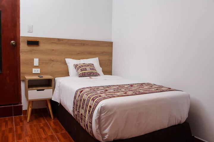 Room 6 of 21