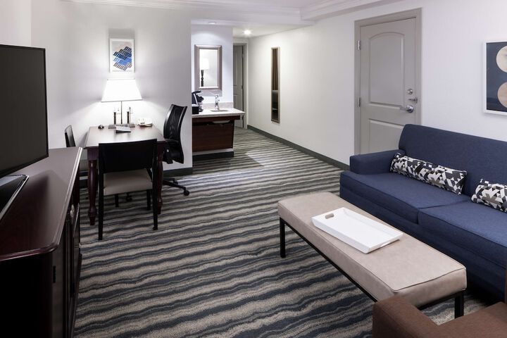 Room 14 of 30