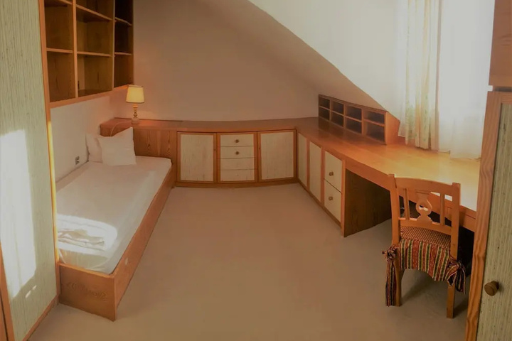 guest_rooms