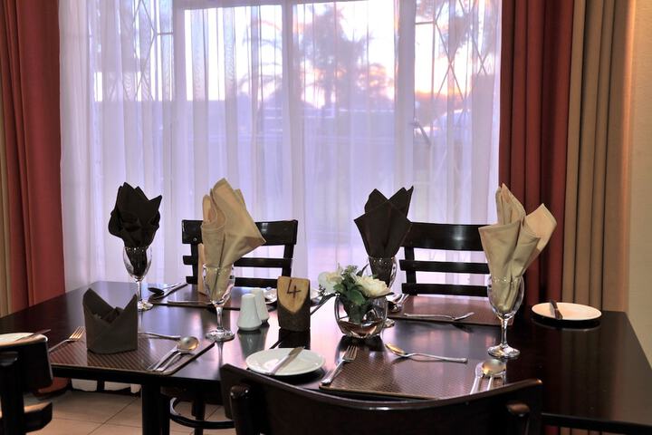 Breakfast/Coffee Service 20 of 44