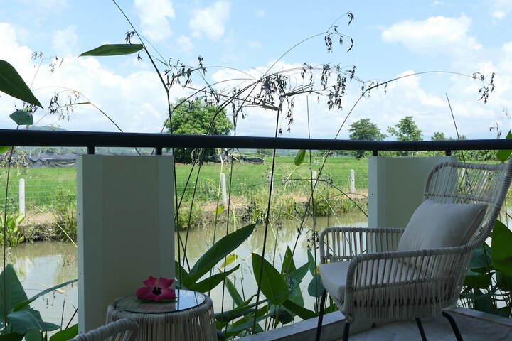 Terrace/Patio 8 of 39