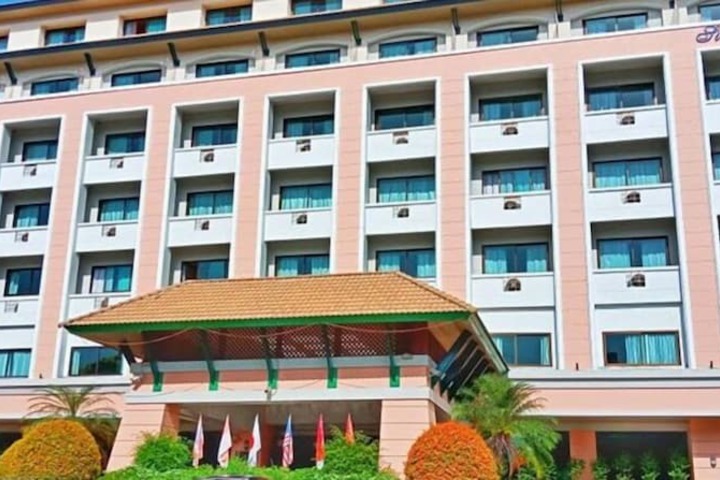 Hotel 44 of 47