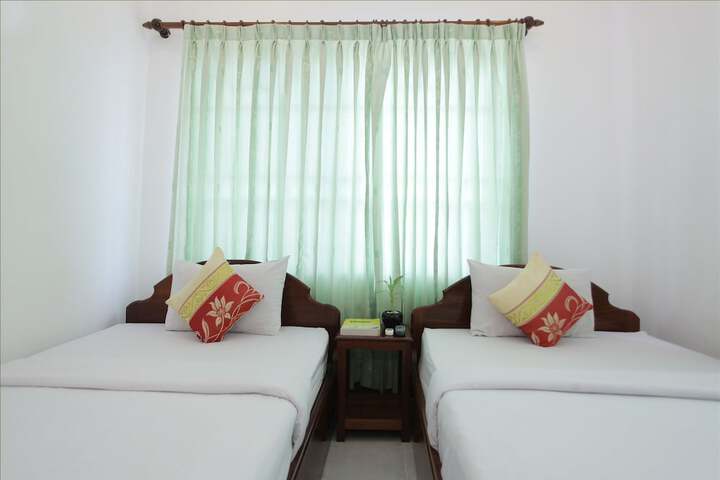 Room 12 of 45