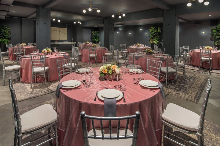 Meeting facility
