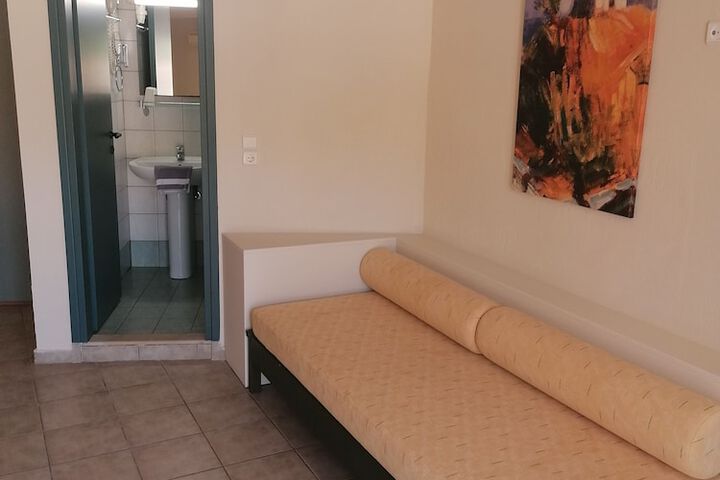 Room 21 of 134