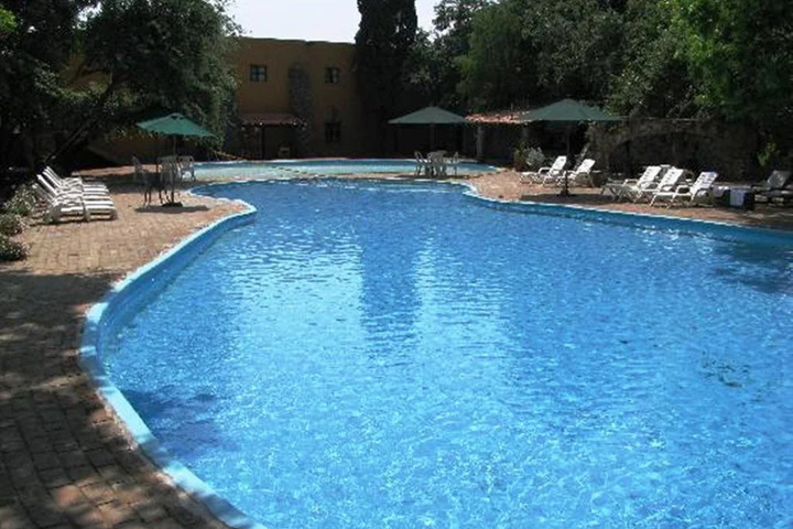 Pool 2 of 10