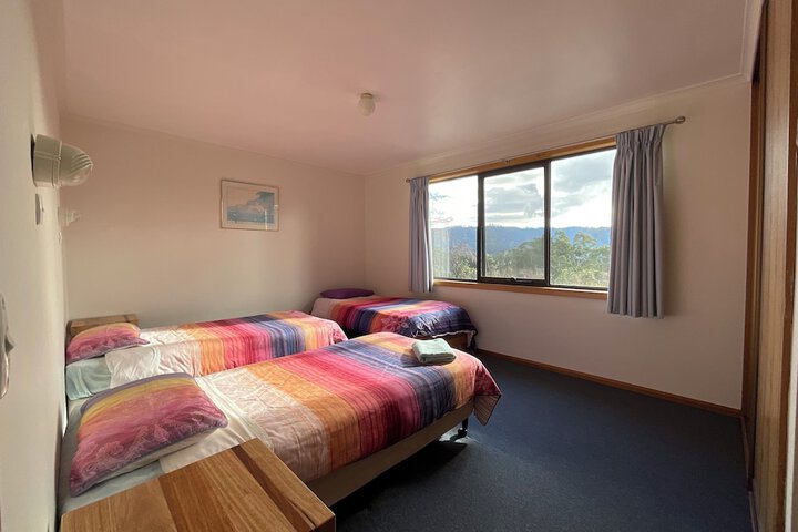 Room 7 of 66