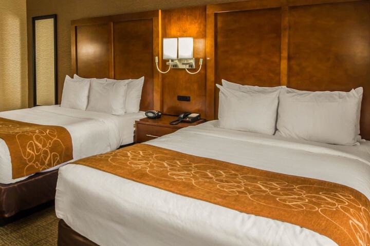 Suite 2 Queen Beds (21 of 51)