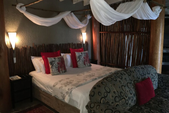 Room 3 of 71