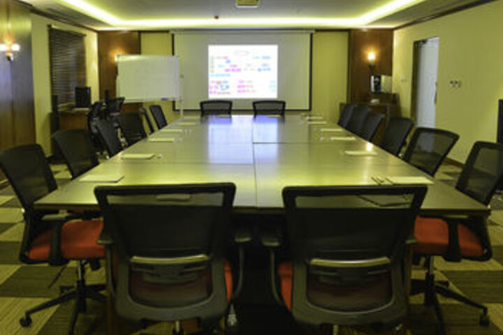 Meeting 32 of 51