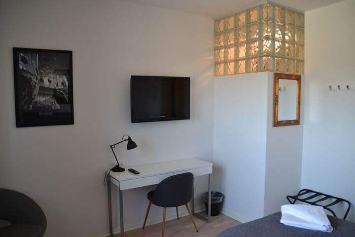Room 7 of 46